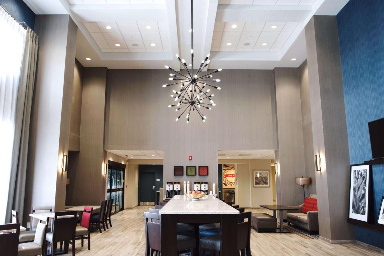 Hampton Inn&Suites Des Moines/Urbandale Ia Bagian luar foto