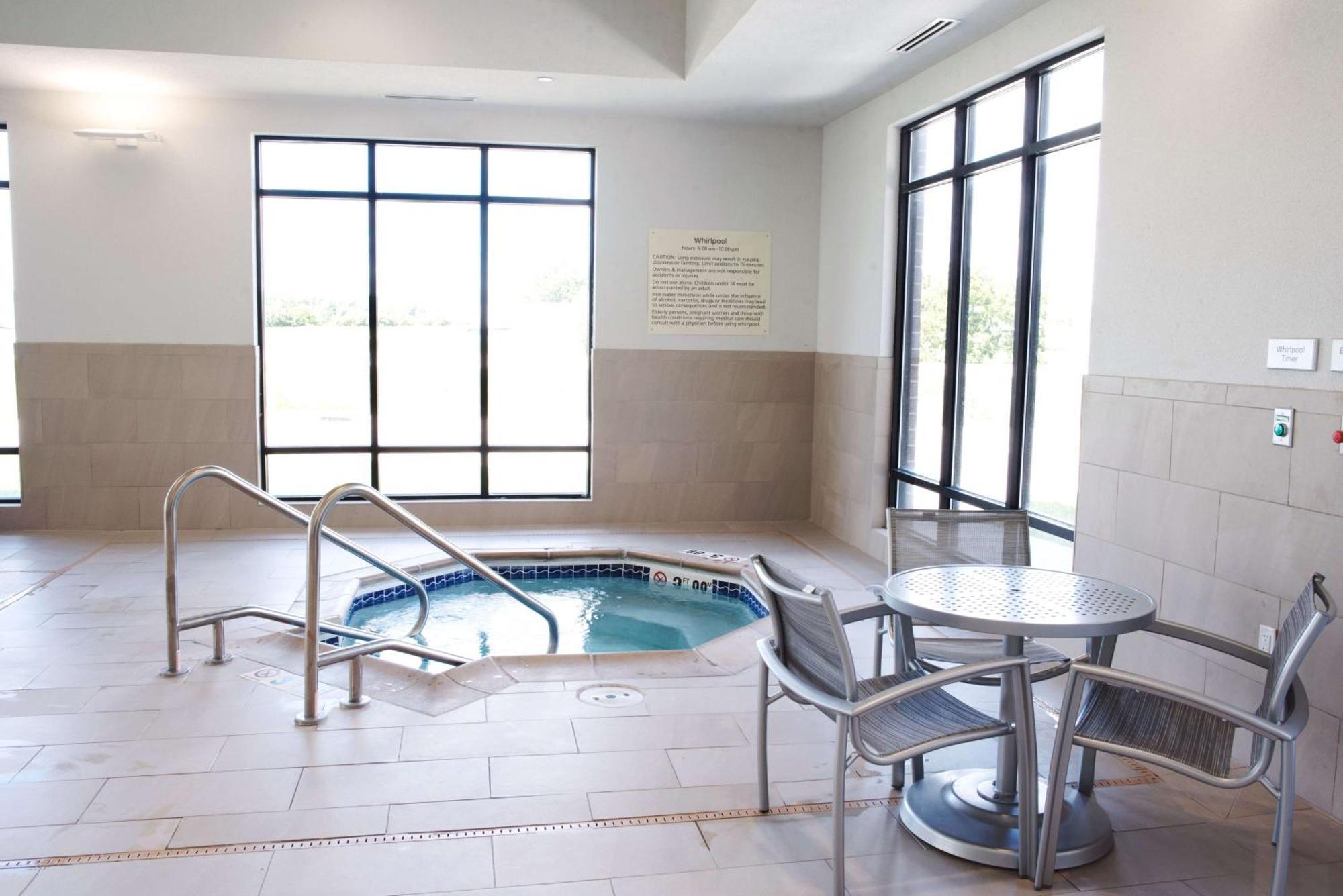 Hampton Inn&Suites Des Moines/Urbandale Ia Bagian luar foto