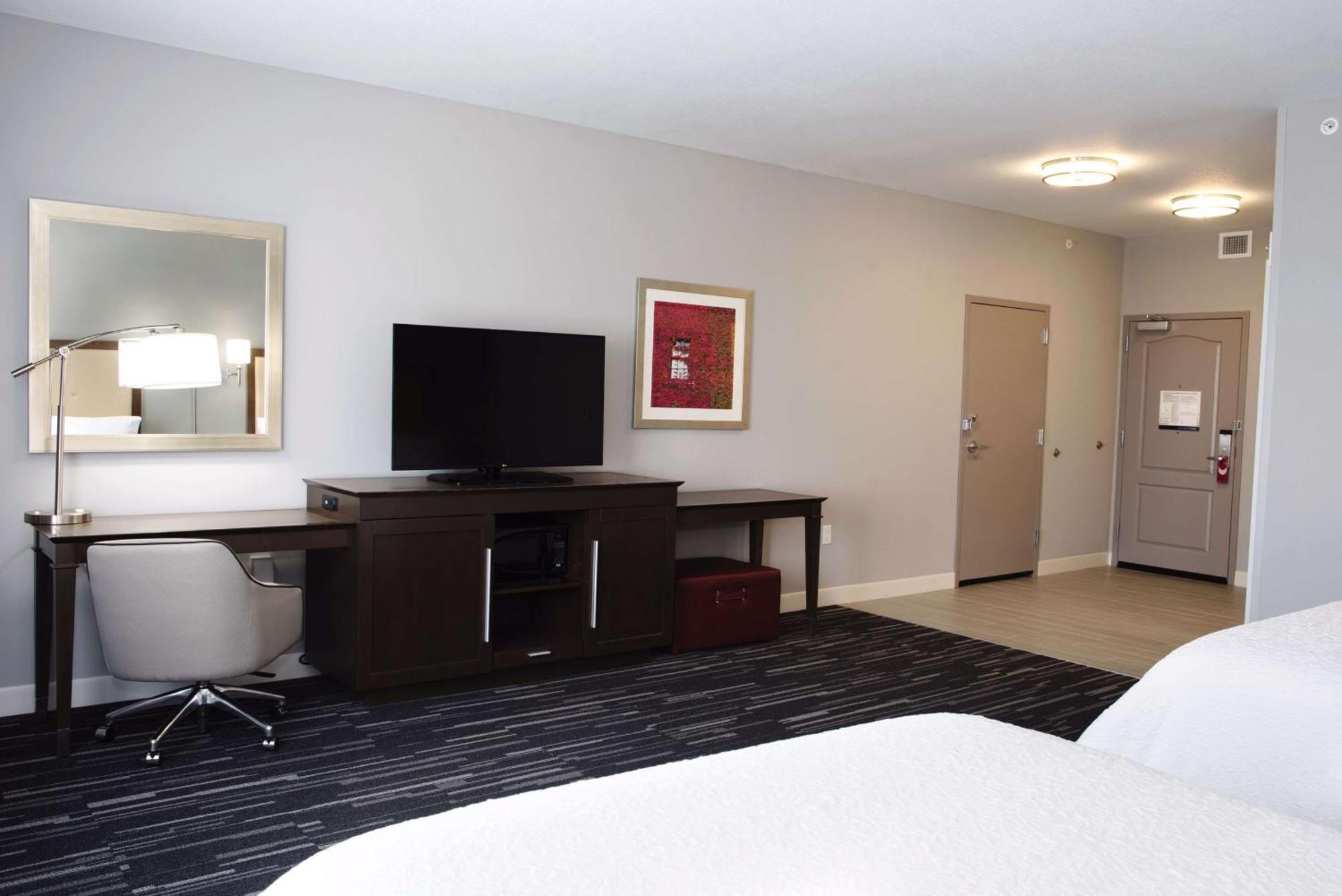 Hampton Inn&Suites Des Moines/Urbandale Ia Bagian luar foto