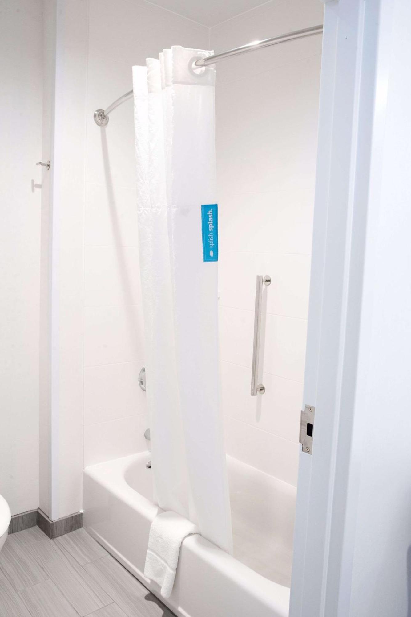 Hampton Inn&Suites Des Moines/Urbandale Ia Bagian luar foto